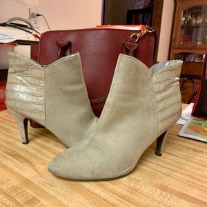 Ankle boots